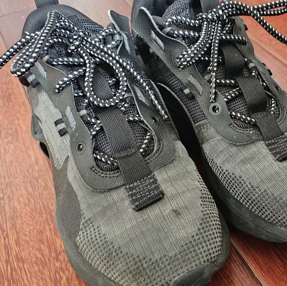 Nike Air Max - Picture 4 of 4